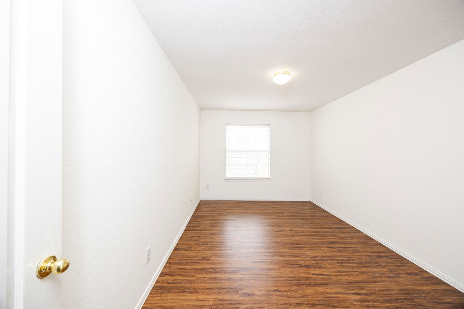 Richardson House: 3103 Kingsbury Drive(Owner approval must)