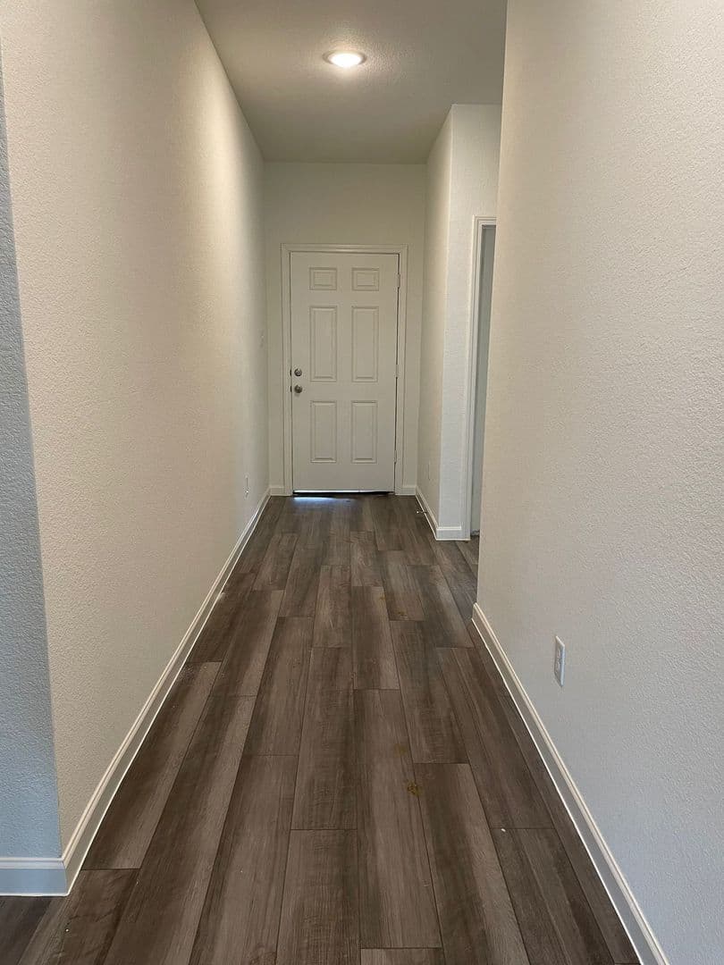 Fort Worth House: 10348 Rosegreen Ln