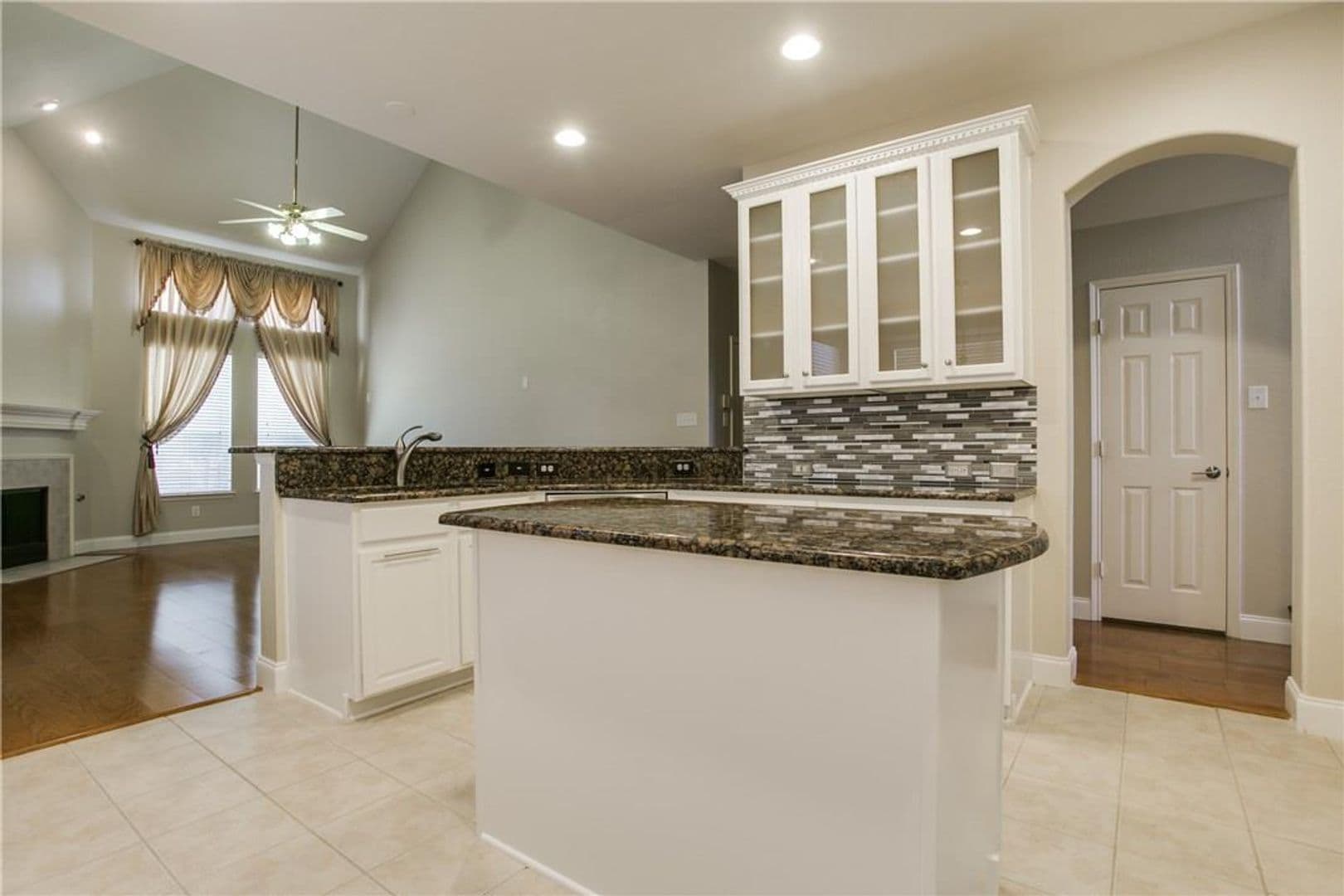 Plano House: 4408 Caledonia Creek Ln