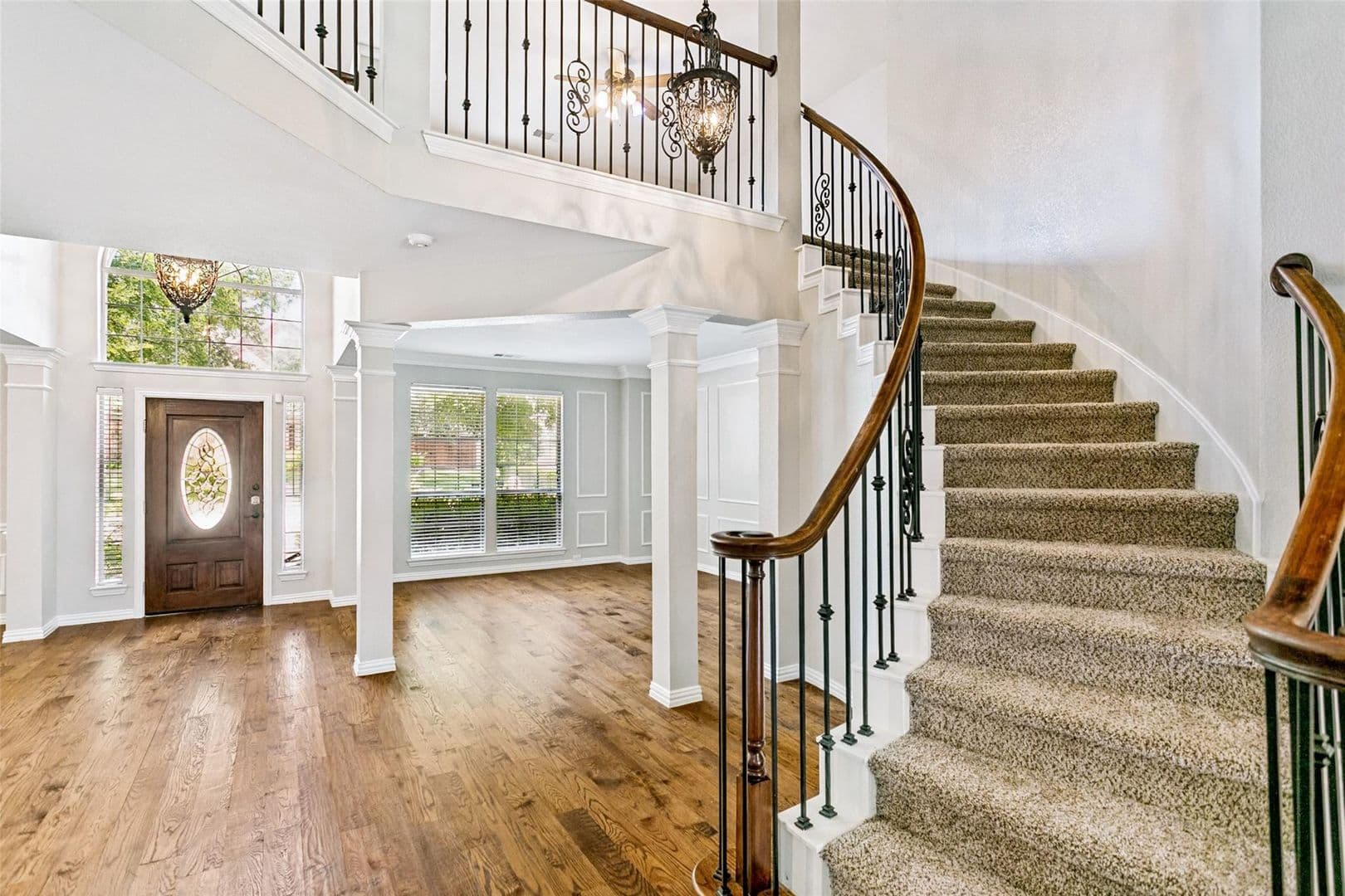 Plano House: 2208 Scenic Dr