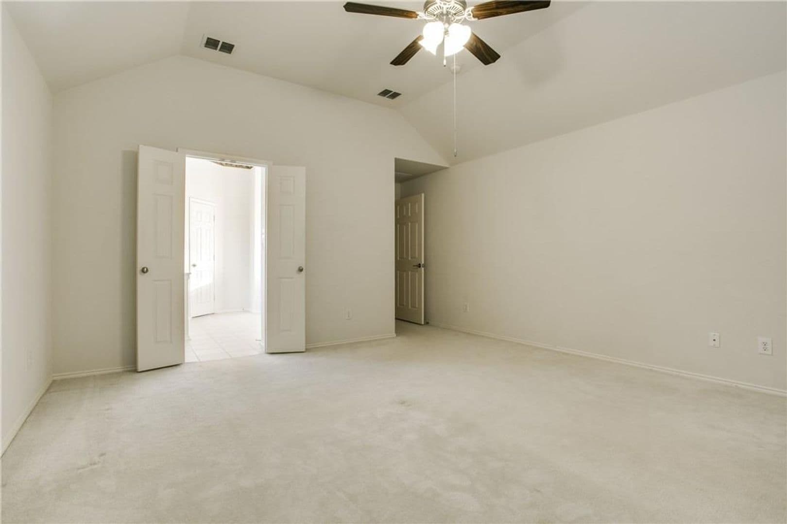 Plano House: 4408 Caledonia Creek Ln