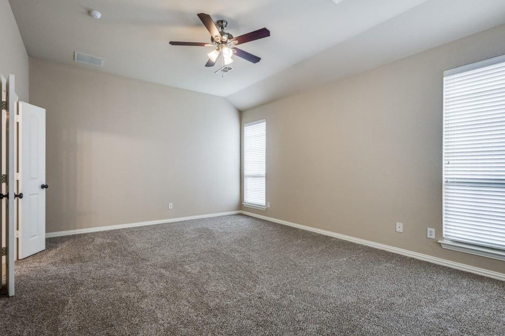 Lewisville House: 205 Chester Drive