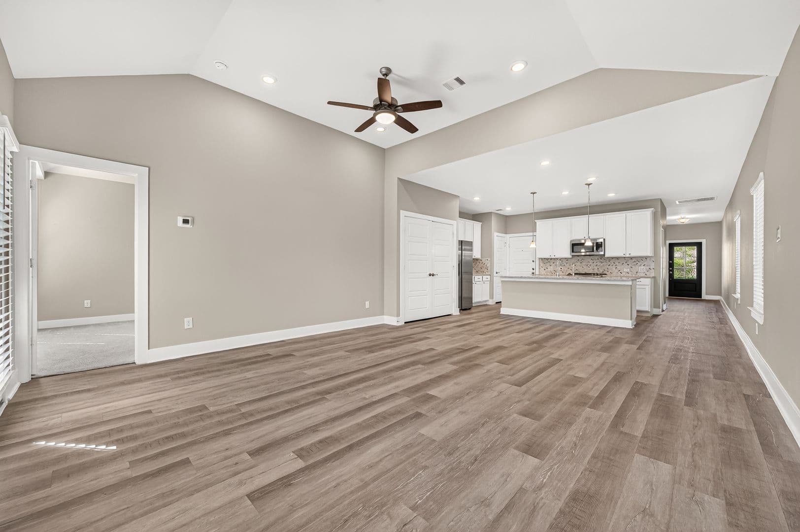 Conroe House: 10546 Preserve Way
