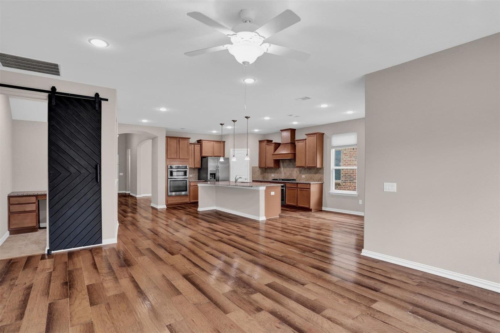 McKinney House: 3713 Limousine Parkway