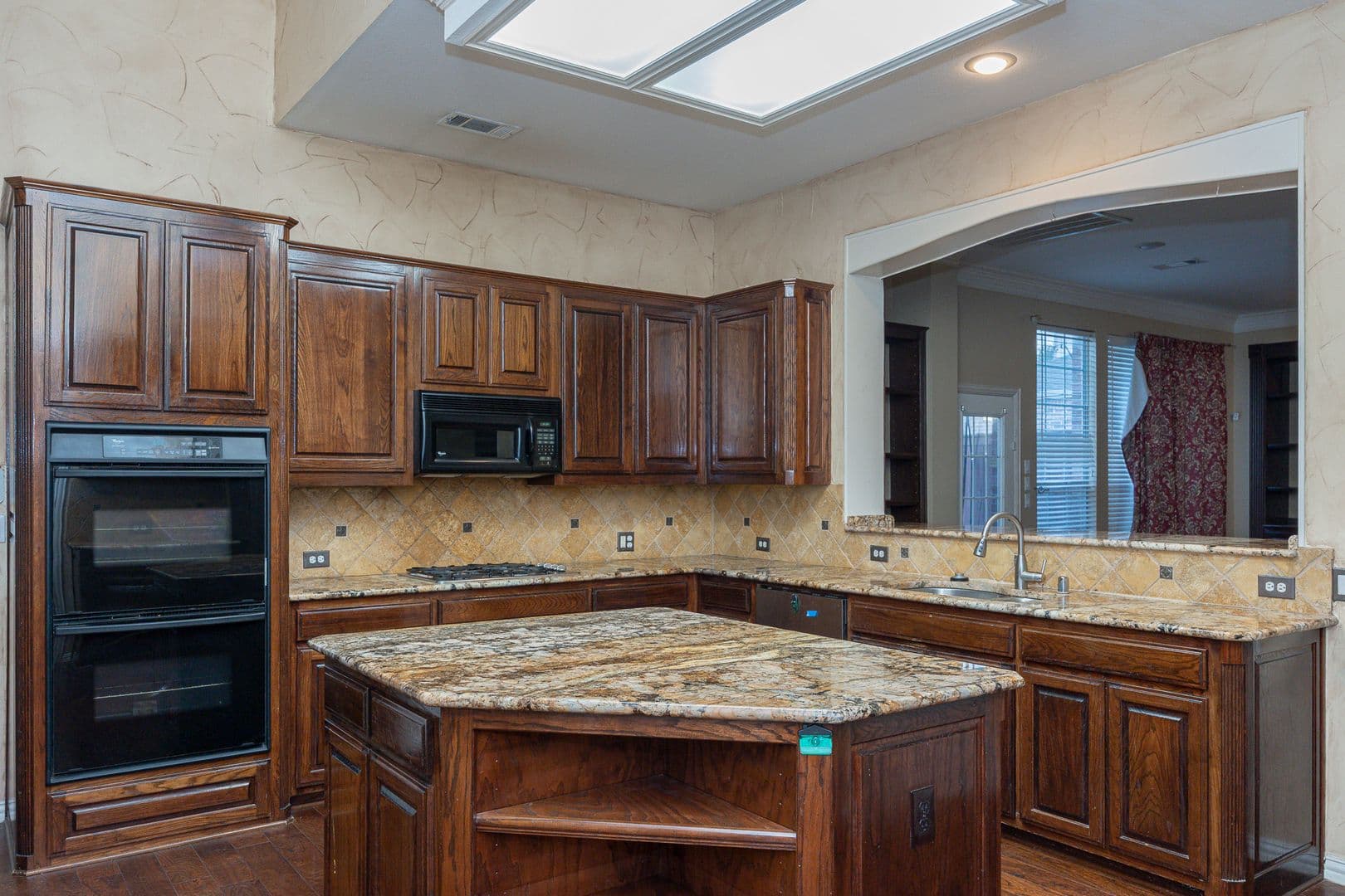Plano House: 3417 Burnet Drive