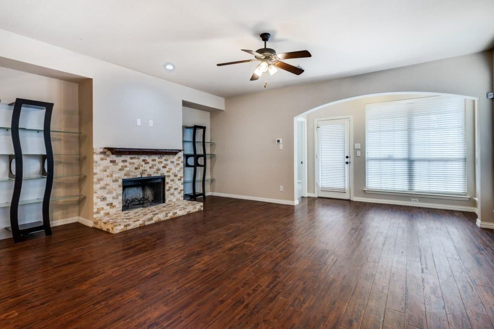 Lewisville House: 205 Chester Drive