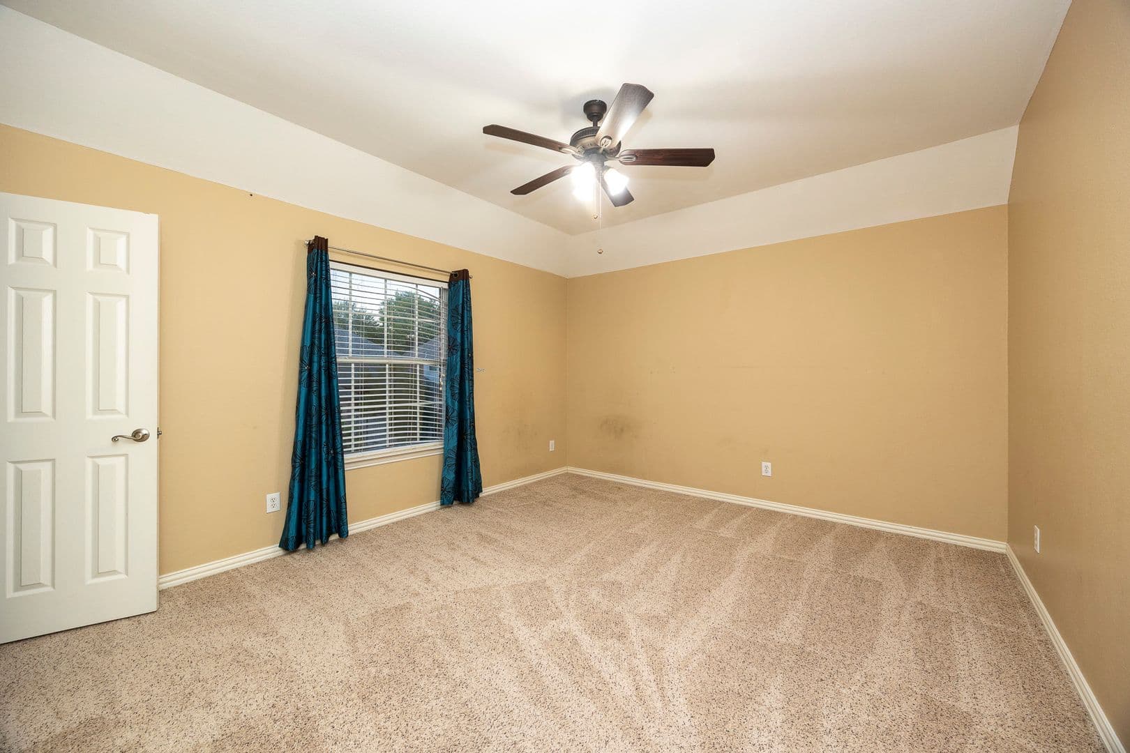Plano House: 3417 Burnet Drive