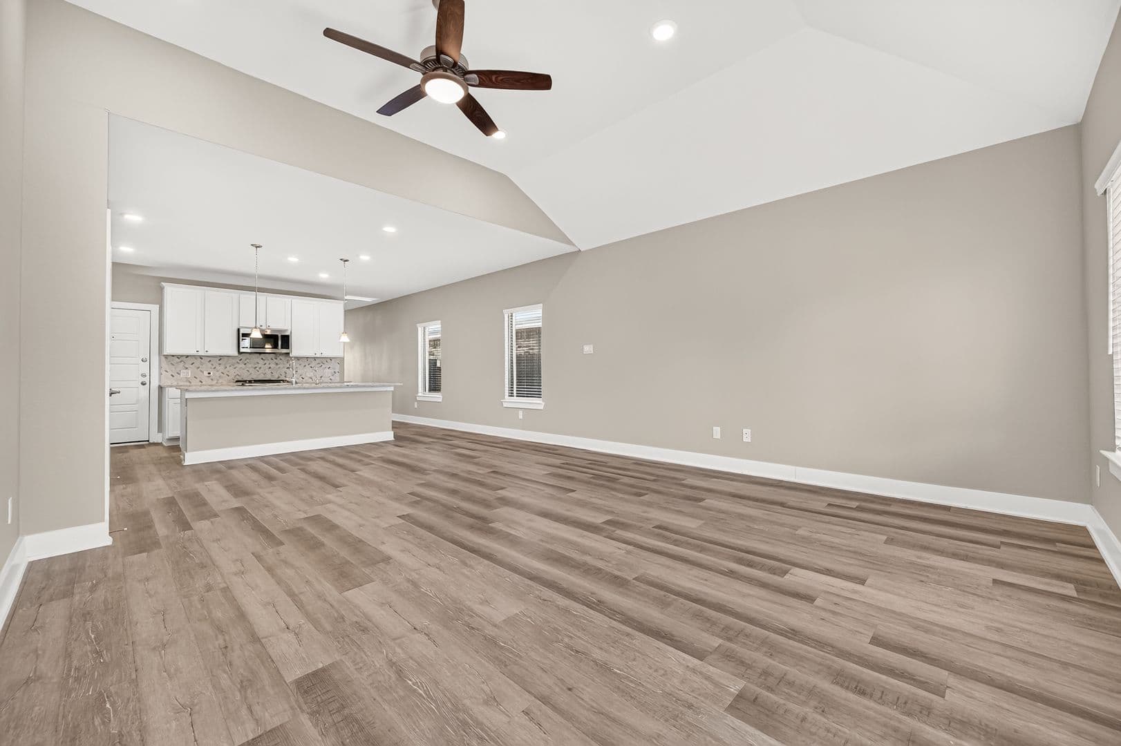 Conroe House: 10546 Preserve Way
