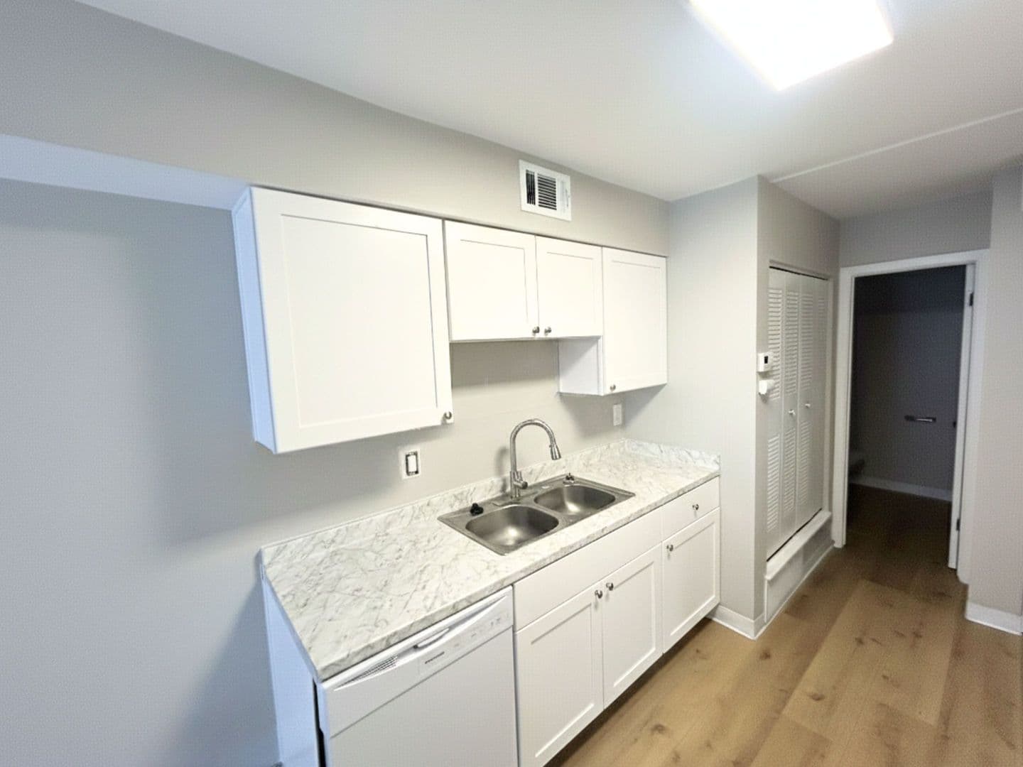 Middletown Apartment: 4373 Bonita Dr