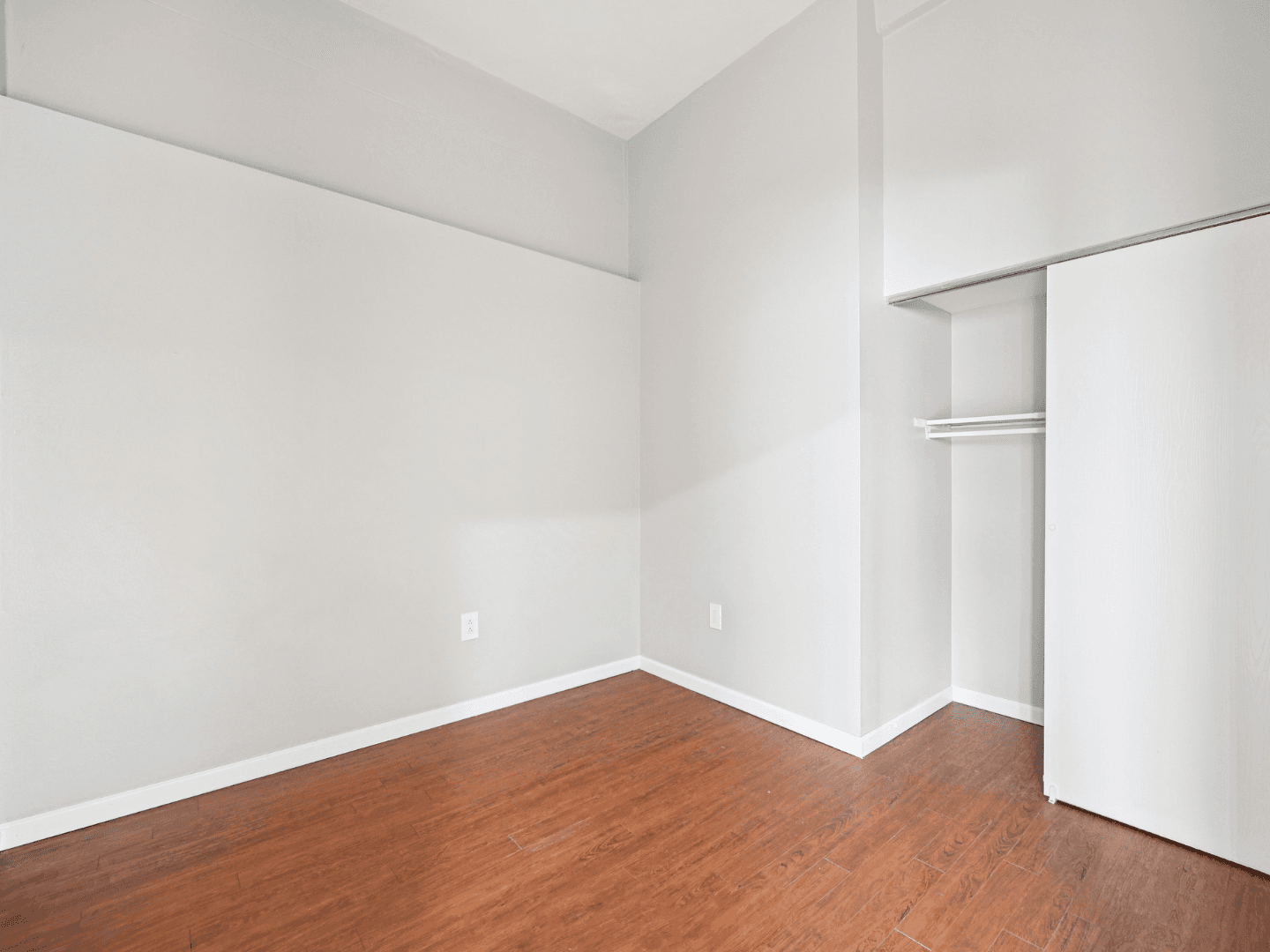 Fairborn Apartment: 221 N. Central Ave