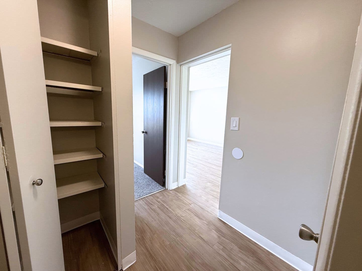 Northwood Apartment: 3617 Lakepointe Dr