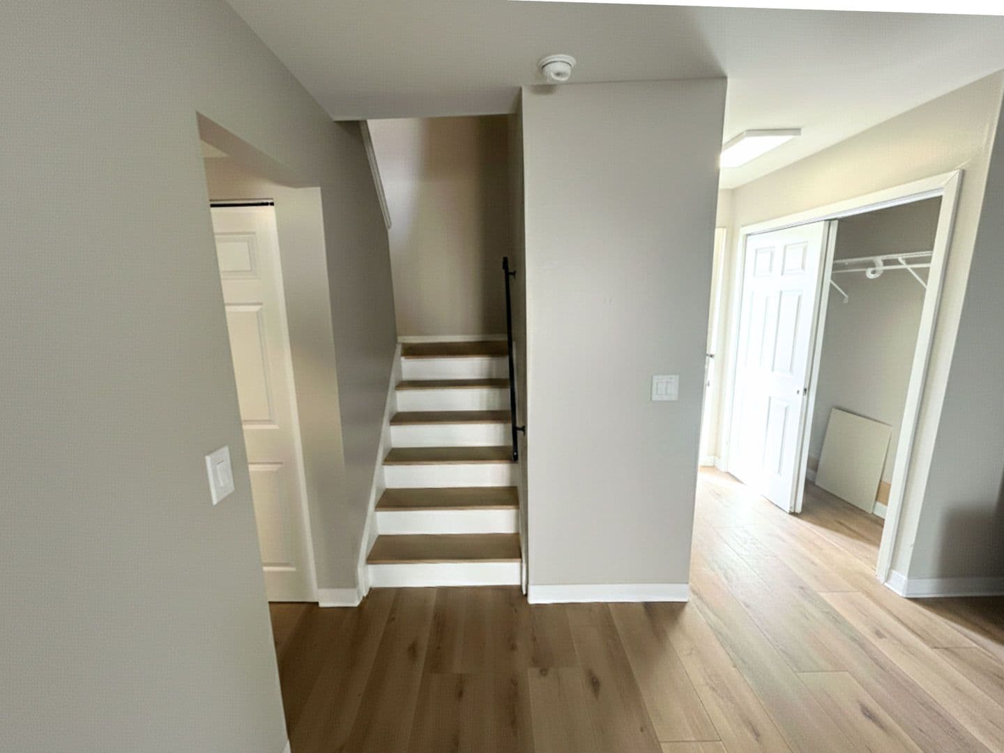 Middletown Apartment: 4373 Bonita Dr