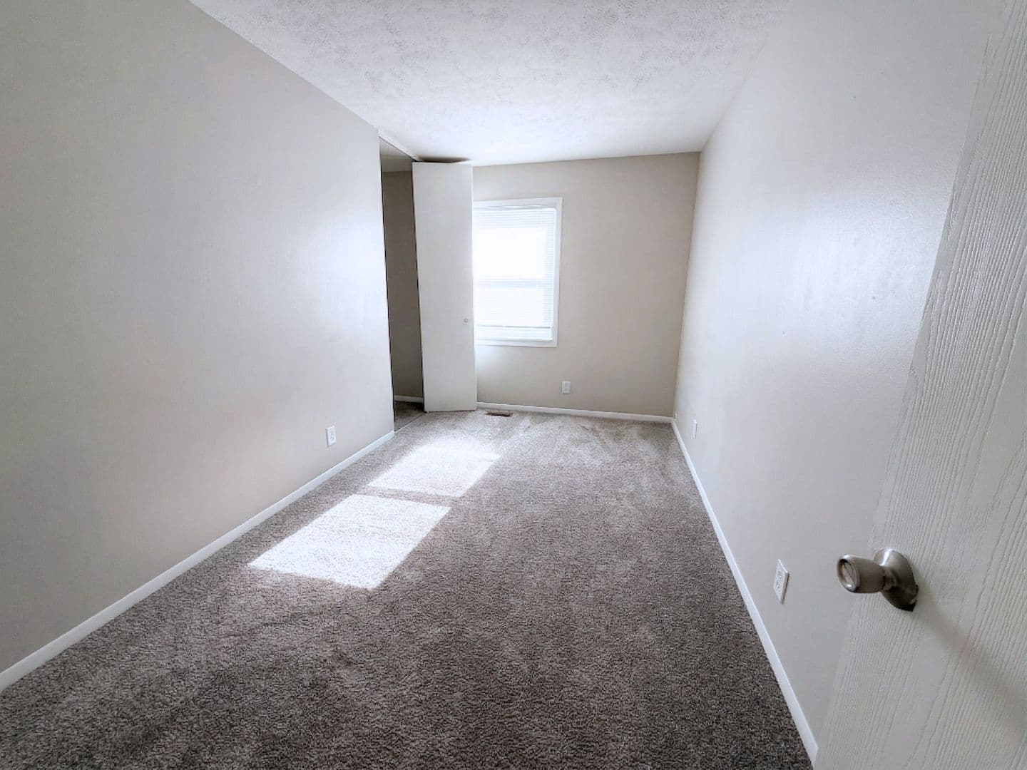 Northwood Apartment: 3617 Lakepointe Dr