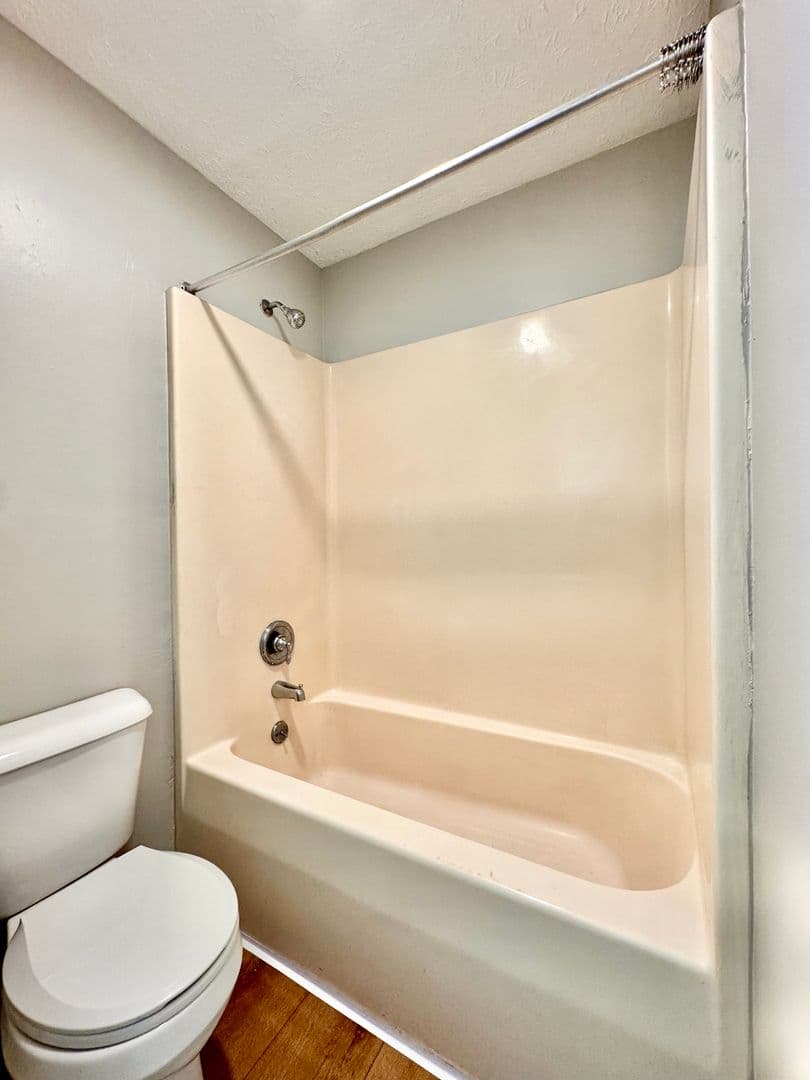 Troy Apartment: 580 Staunton Commons Dr.