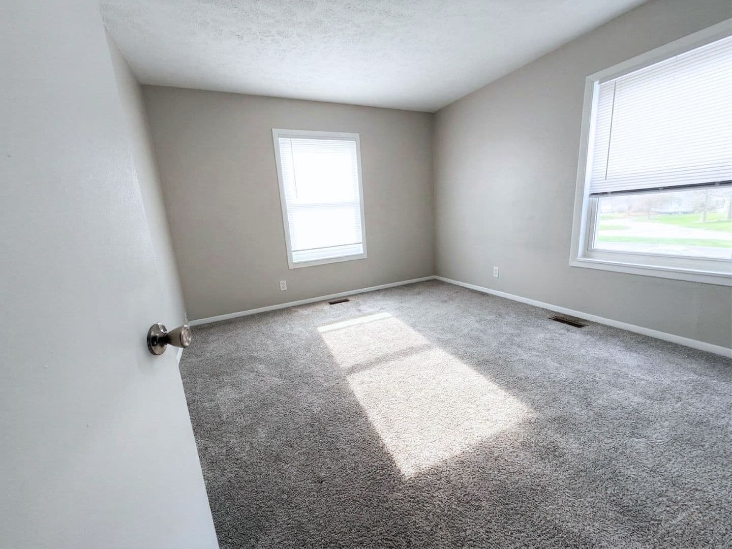 Northwood Apartment: 3617 Lakepointe Dr