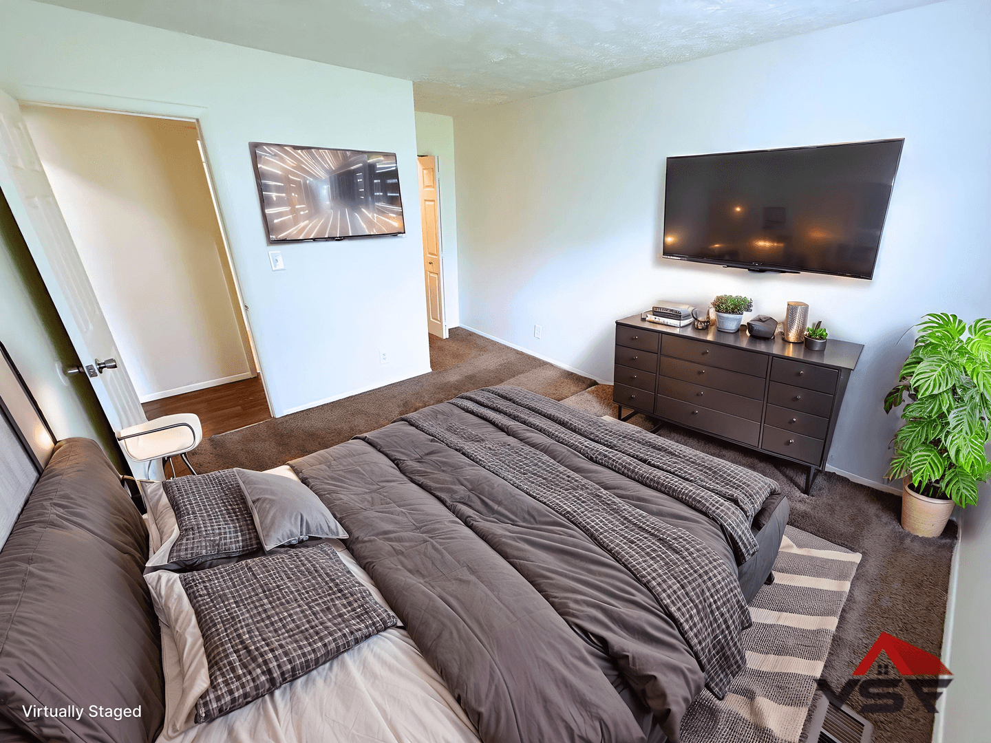 Northwood Apartment: 3617 Lakepointe Dr