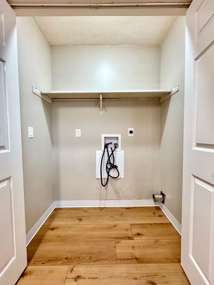 Troy Apartment: 580 Staunton Commons Dr.