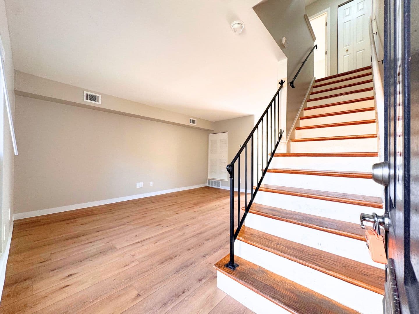 Middletown Apartment: 4373 Bonita Dr