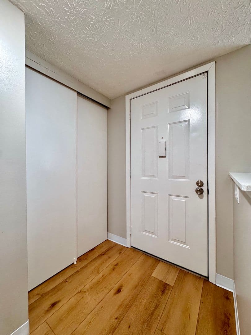 Troy Apartment: 580 Staunton Commons Dr.