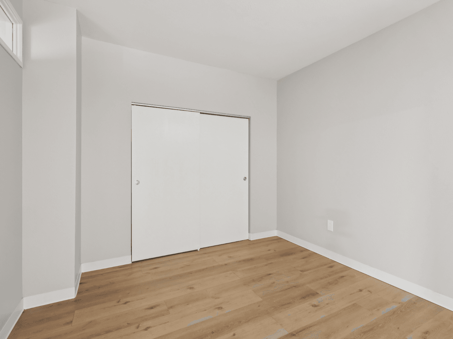Piqua Apartment: 316 N. College St.