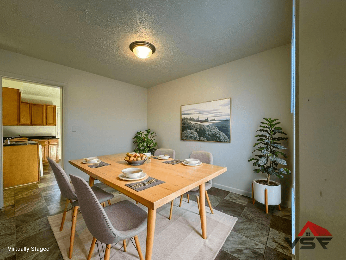Northwood Apartment: 3617 Lakepointe Dr
