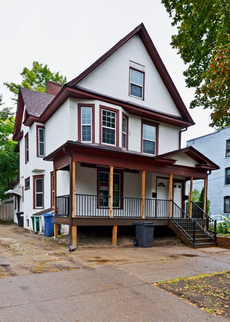 Minneapolis Apartment: 511 5th Ave SE