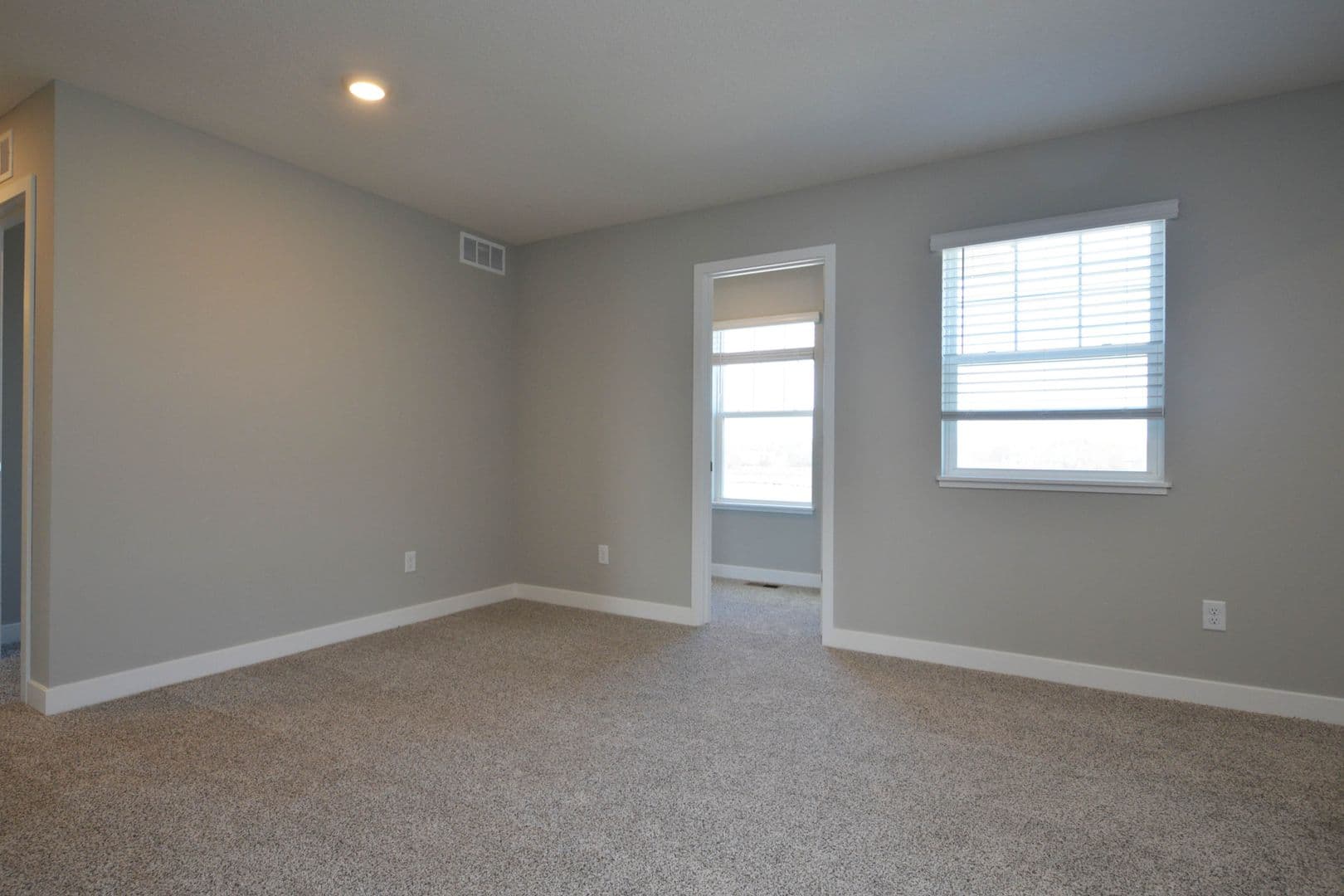 Rogers House: 23465 Ashbury Dr