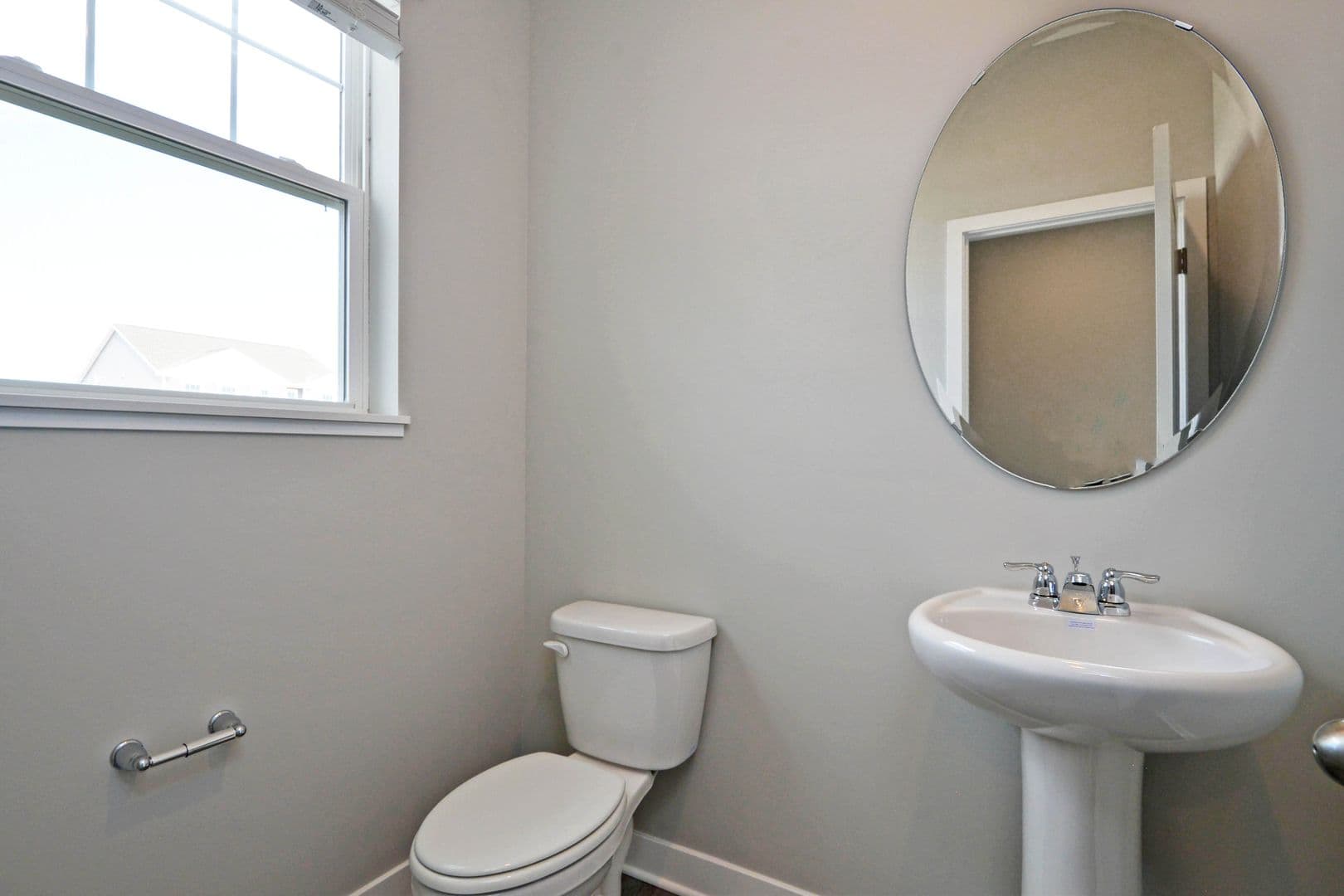 Rogers House: 23465 Ashbury Dr