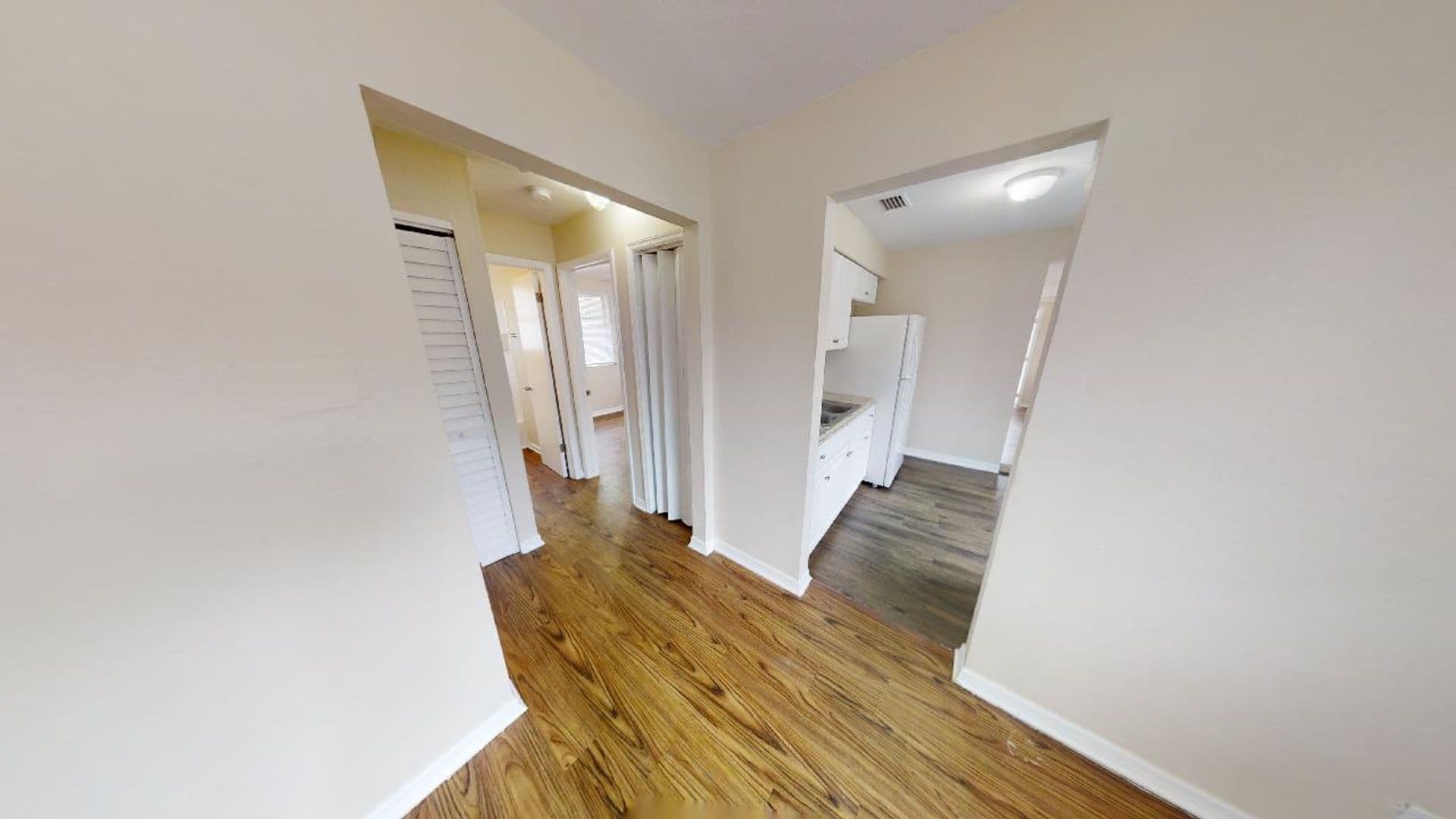 Jacksonville House: 2178 West 41st Street