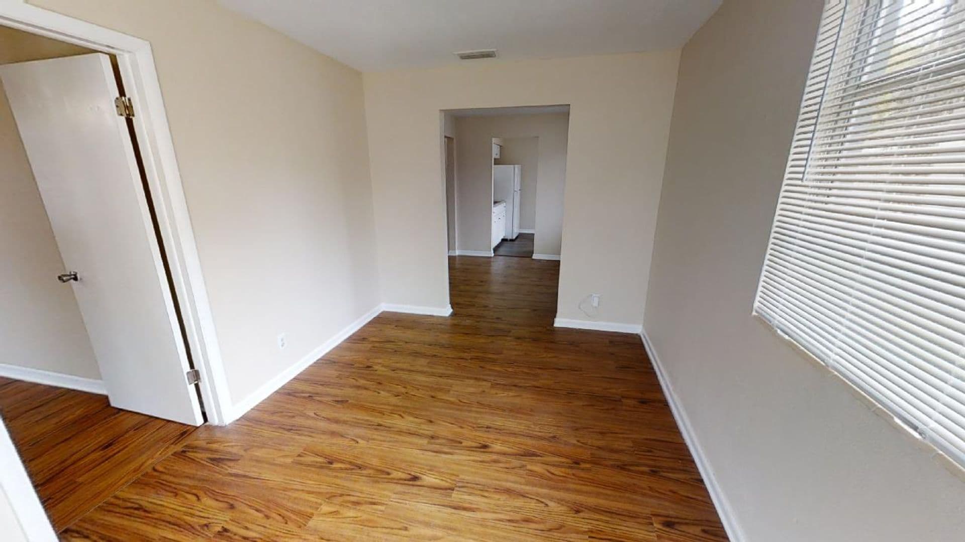 Jacksonville House: 2178 West 41st Street