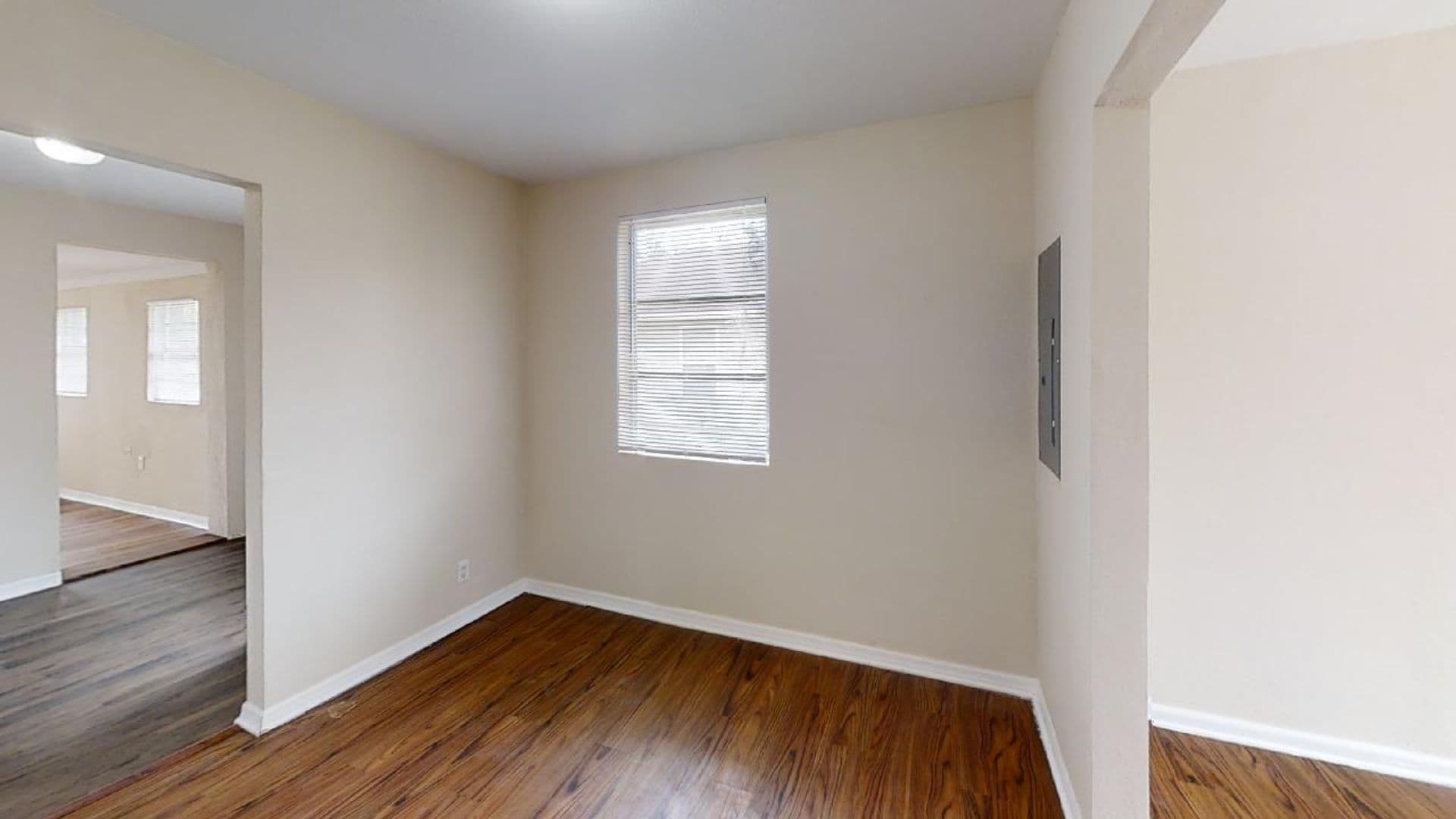 Jacksonville House: 2178 West 41st Street