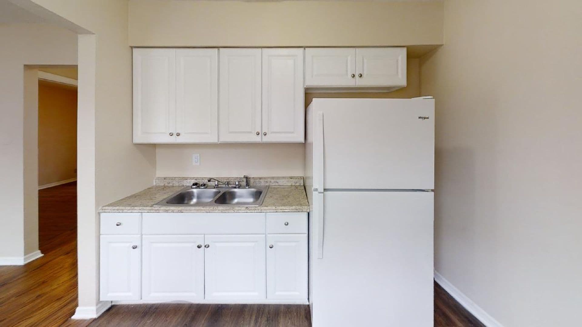 Jacksonville House: 2178 West 41st Street