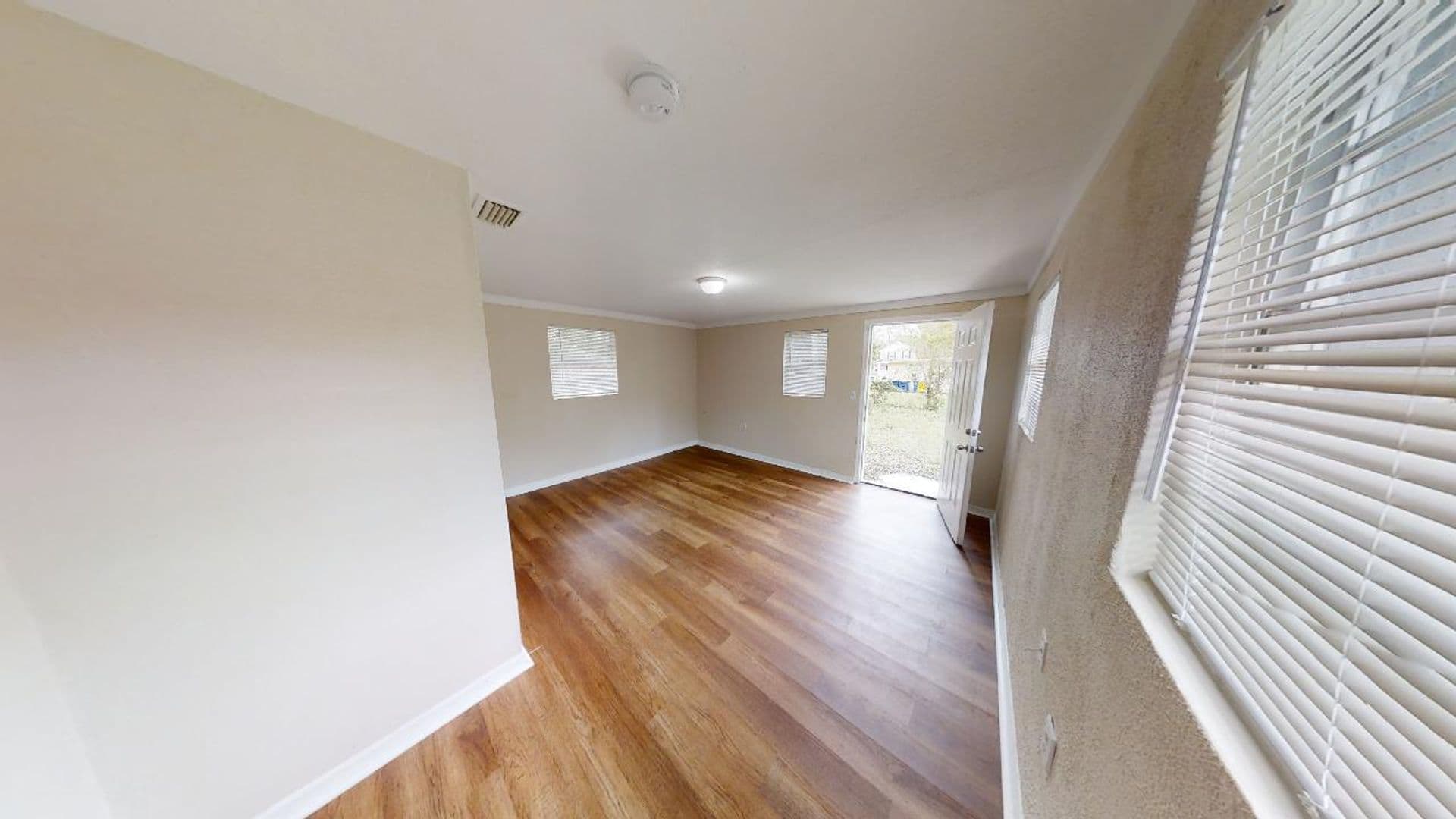 Jacksonville House: 2178 West 41st Street