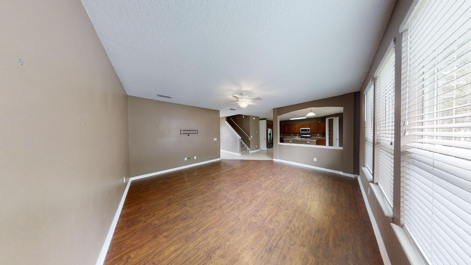 Jacksonville House: 15695 Lexington Park Boulevard