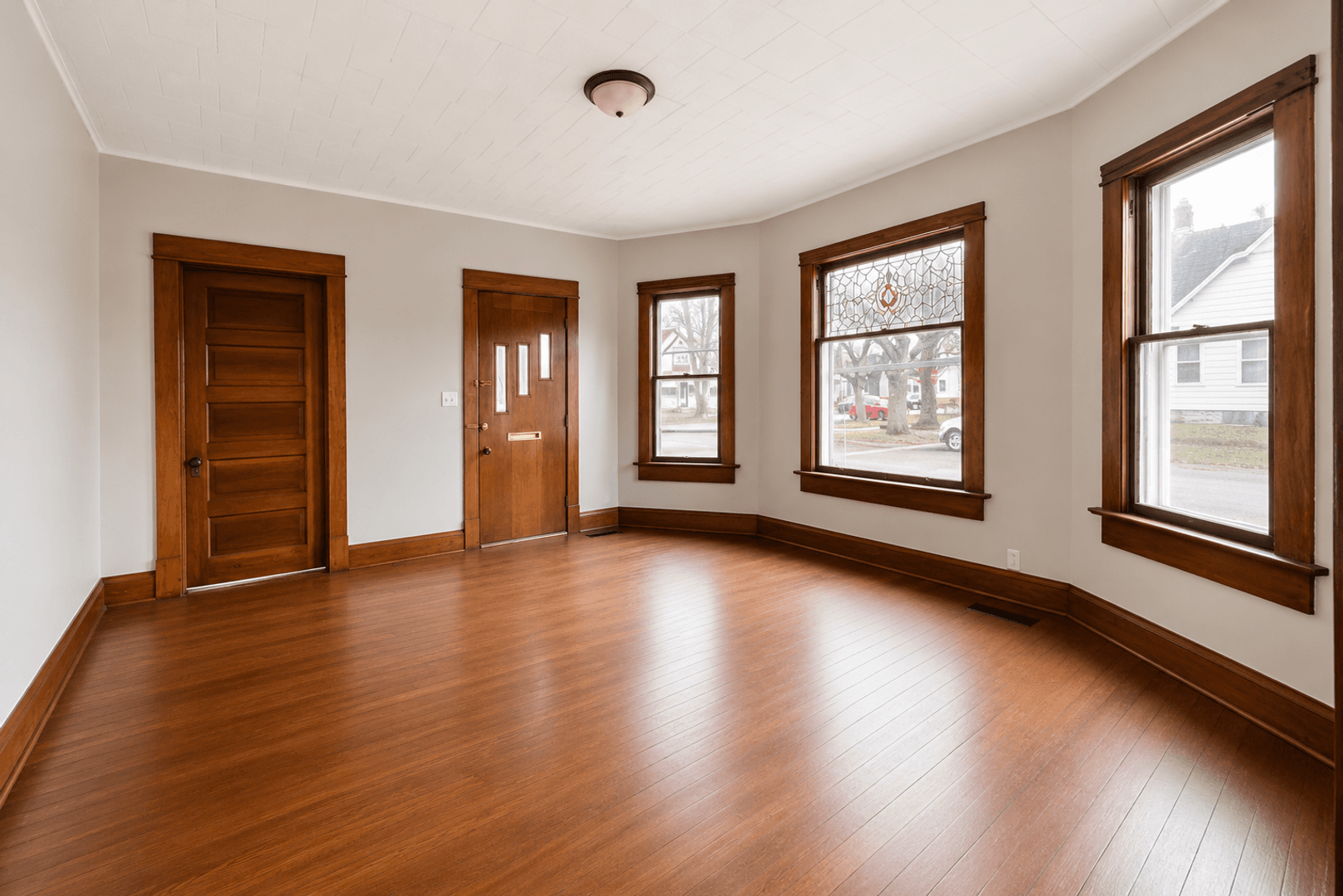 Terre Haute House: 1475 S 10th Street
