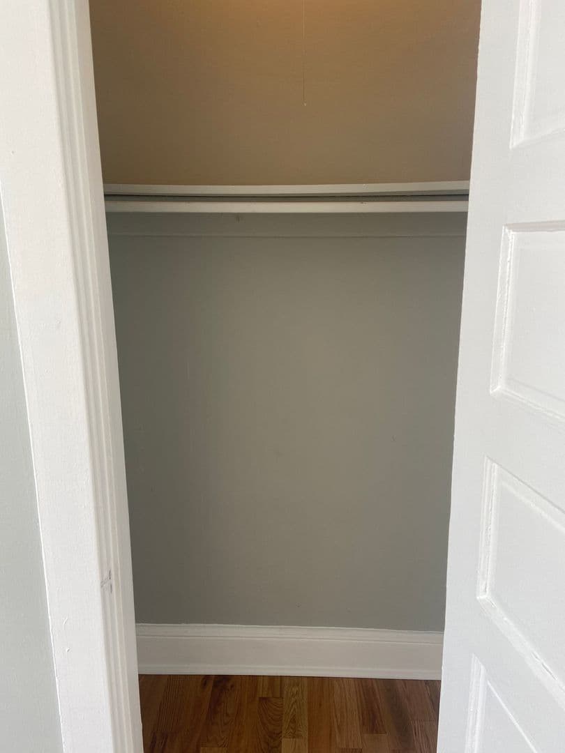 Washington Apartment: 3222-3224 Wisconsin Avenue NW