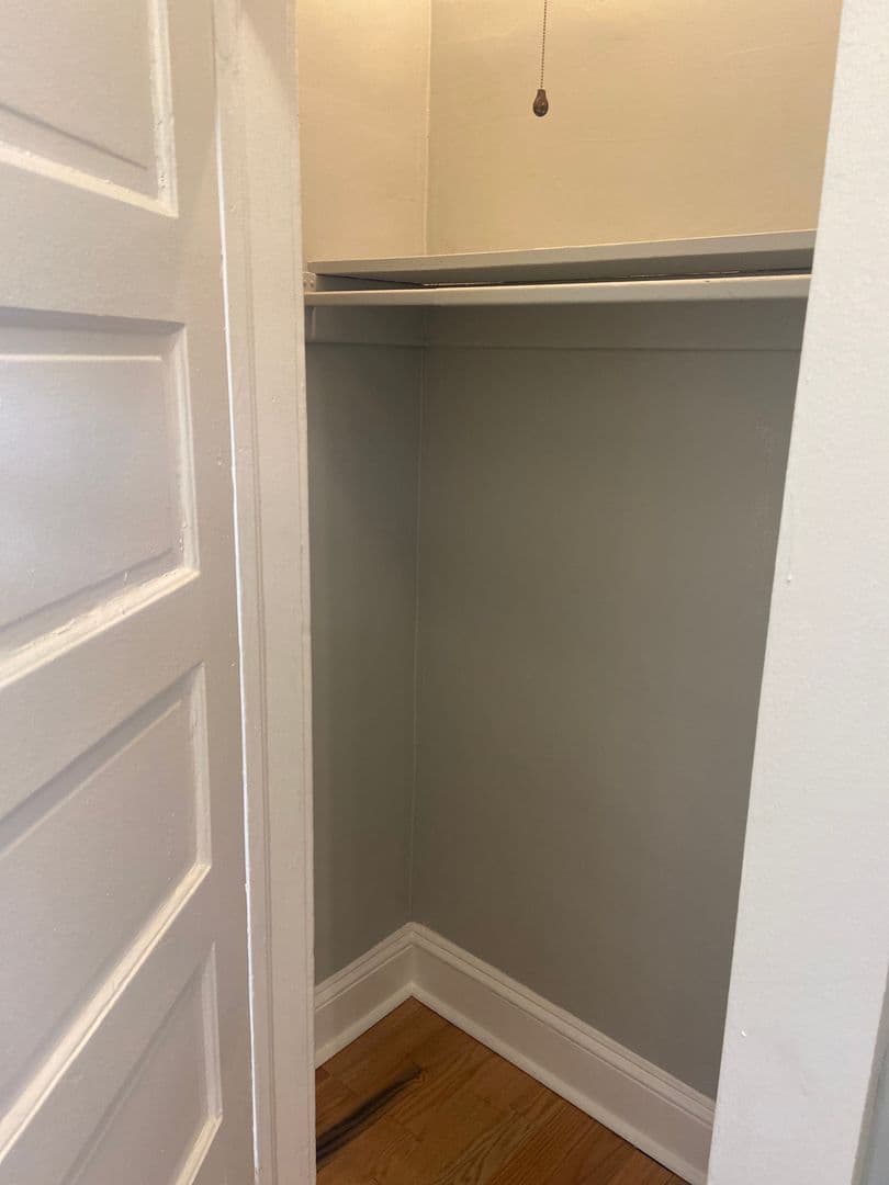 Washington Apartment: 3222-3224 Wisconsin Avenue NW