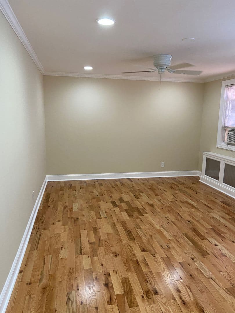 Washington Apartment: 1815 Riggs Place NW