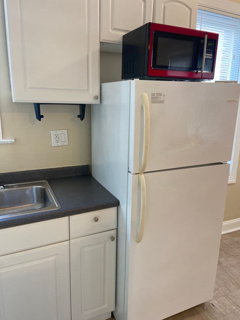 Washington Apartment: 1435 N Street NW