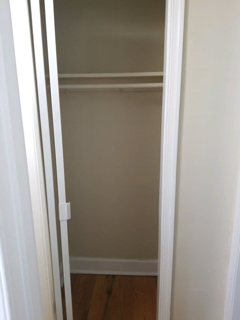 Washington Apartment: 1815 Riggs Place NW