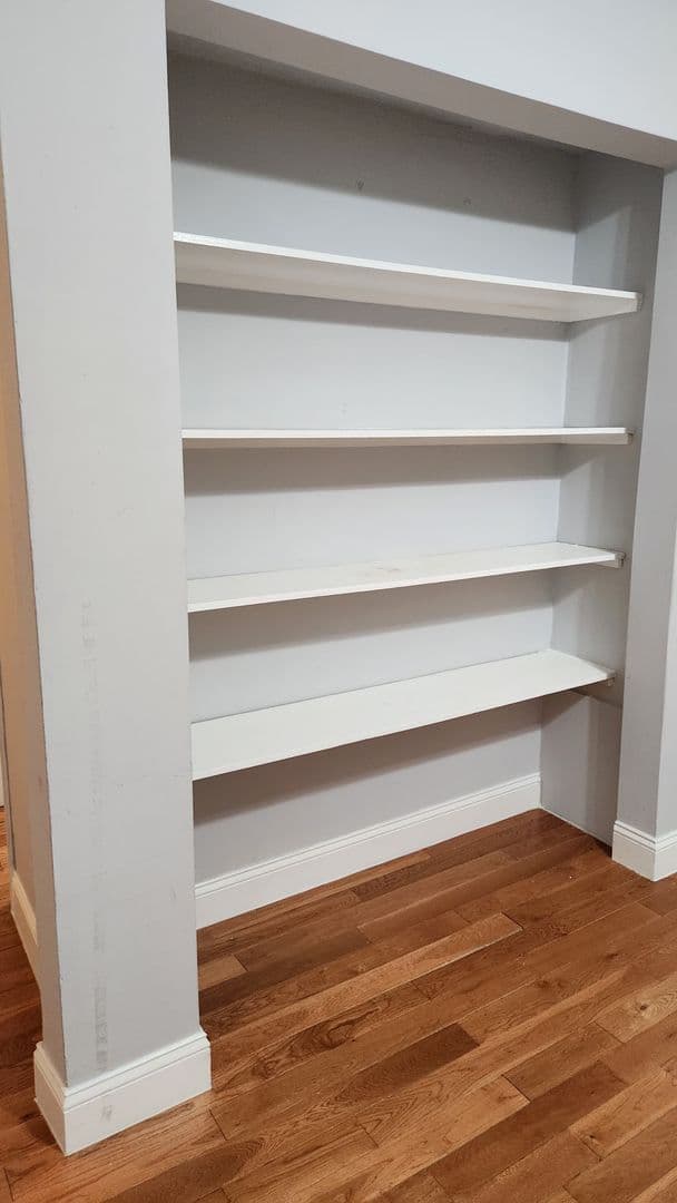 Washington Apartment: 1435 N Street NW