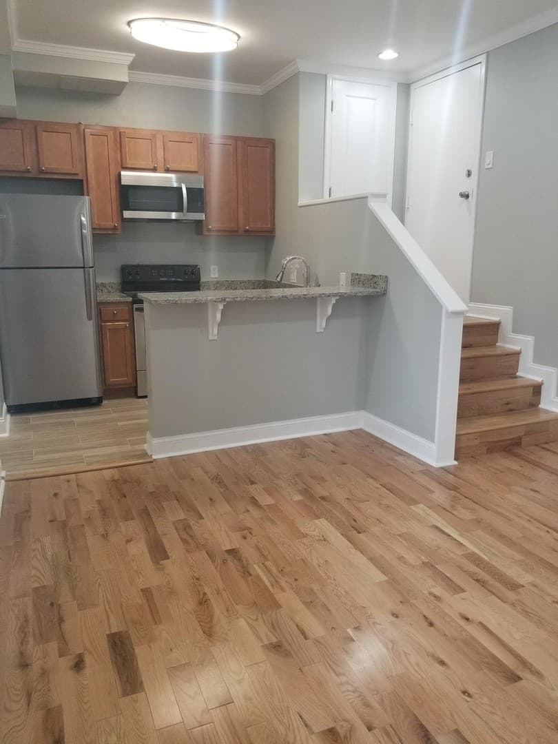 Washington Apartment: 1656-58 Park Road NW