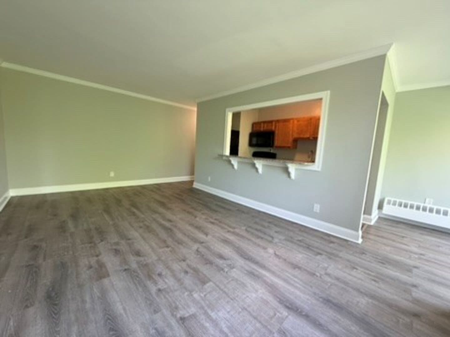 Washington Apartment: 5323 Connecticut Ave NW