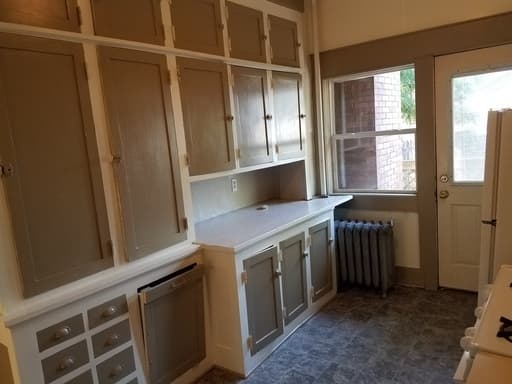 Janesville Apartment: 607-609 E. Milwaukee Street