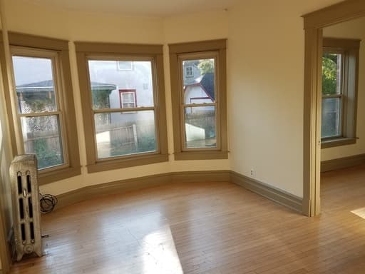Janesville Apartment: 607-609 E. Milwaukee Street