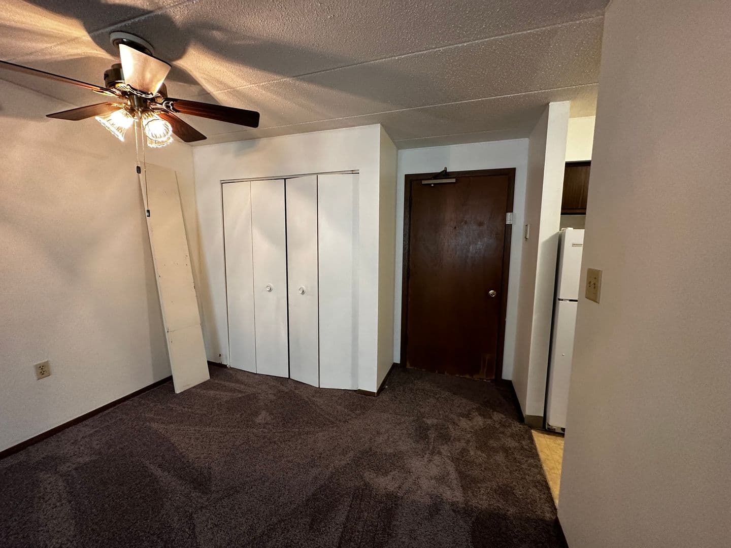 Beloit Apartment: 241 W. Grand Ave.