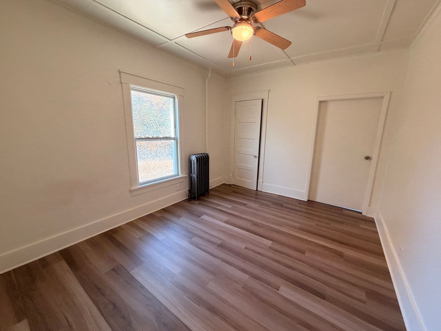 Janesville Apartment: 338 N. High St.