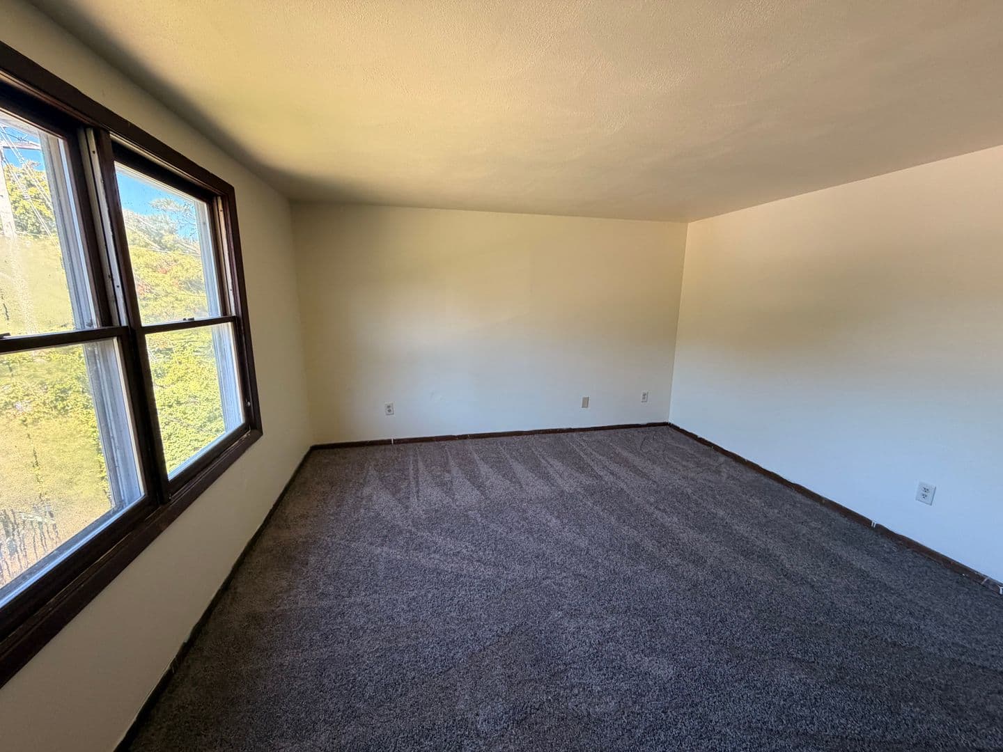 Milton Apartment: 38 - 40 Northside Dr.