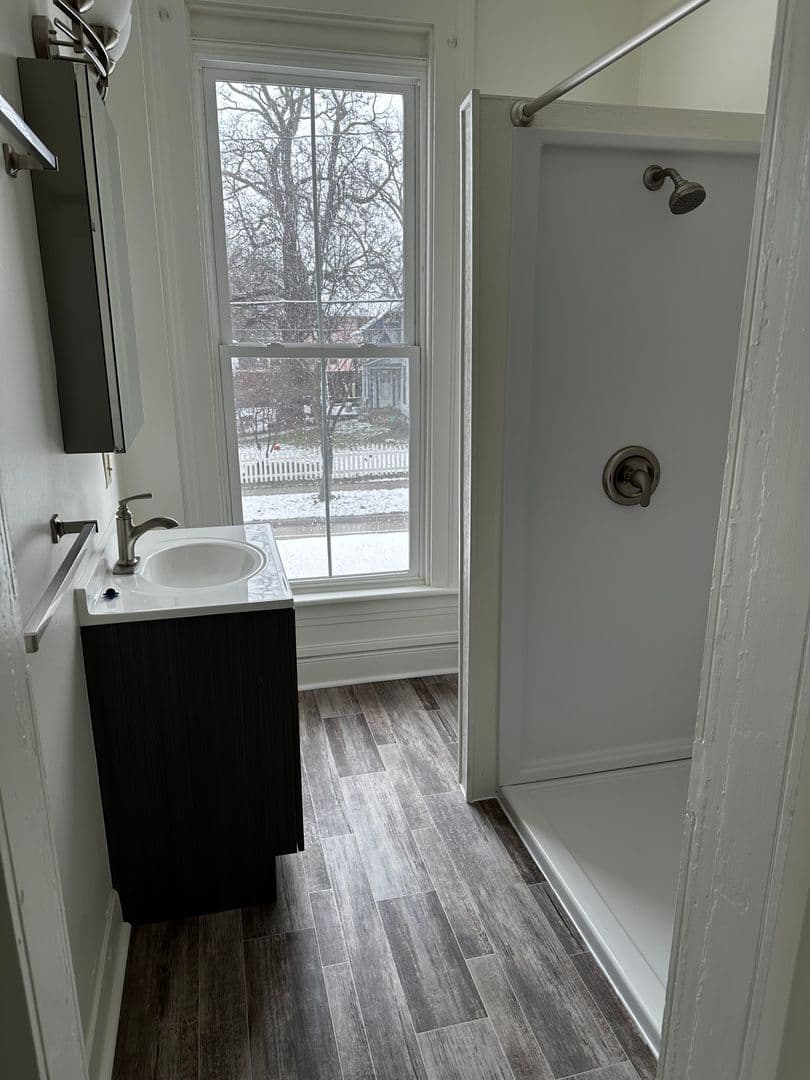 Janesville Apartment: 612 E. Court Street