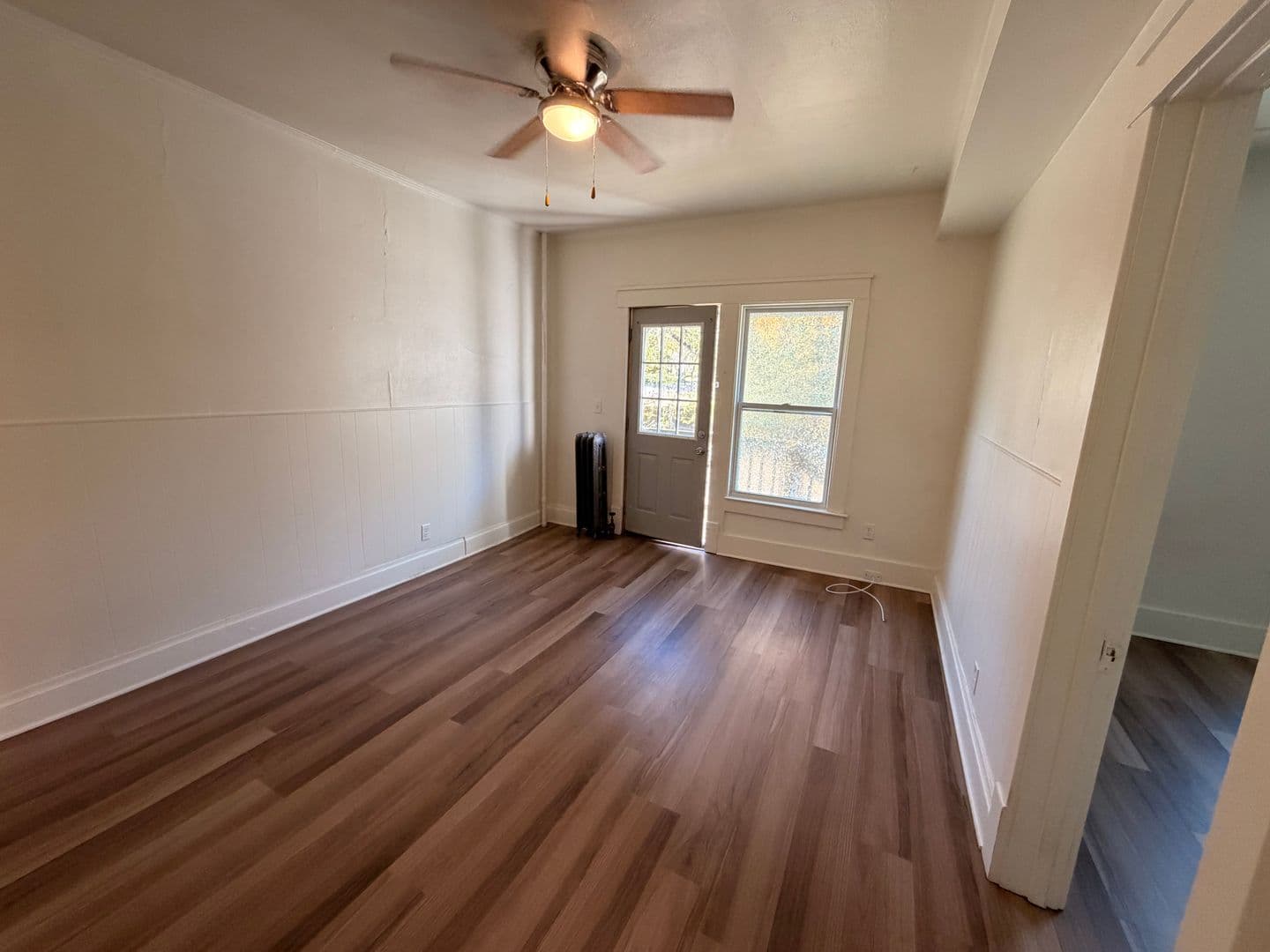 Janesville Apartment: 338 N. High St.